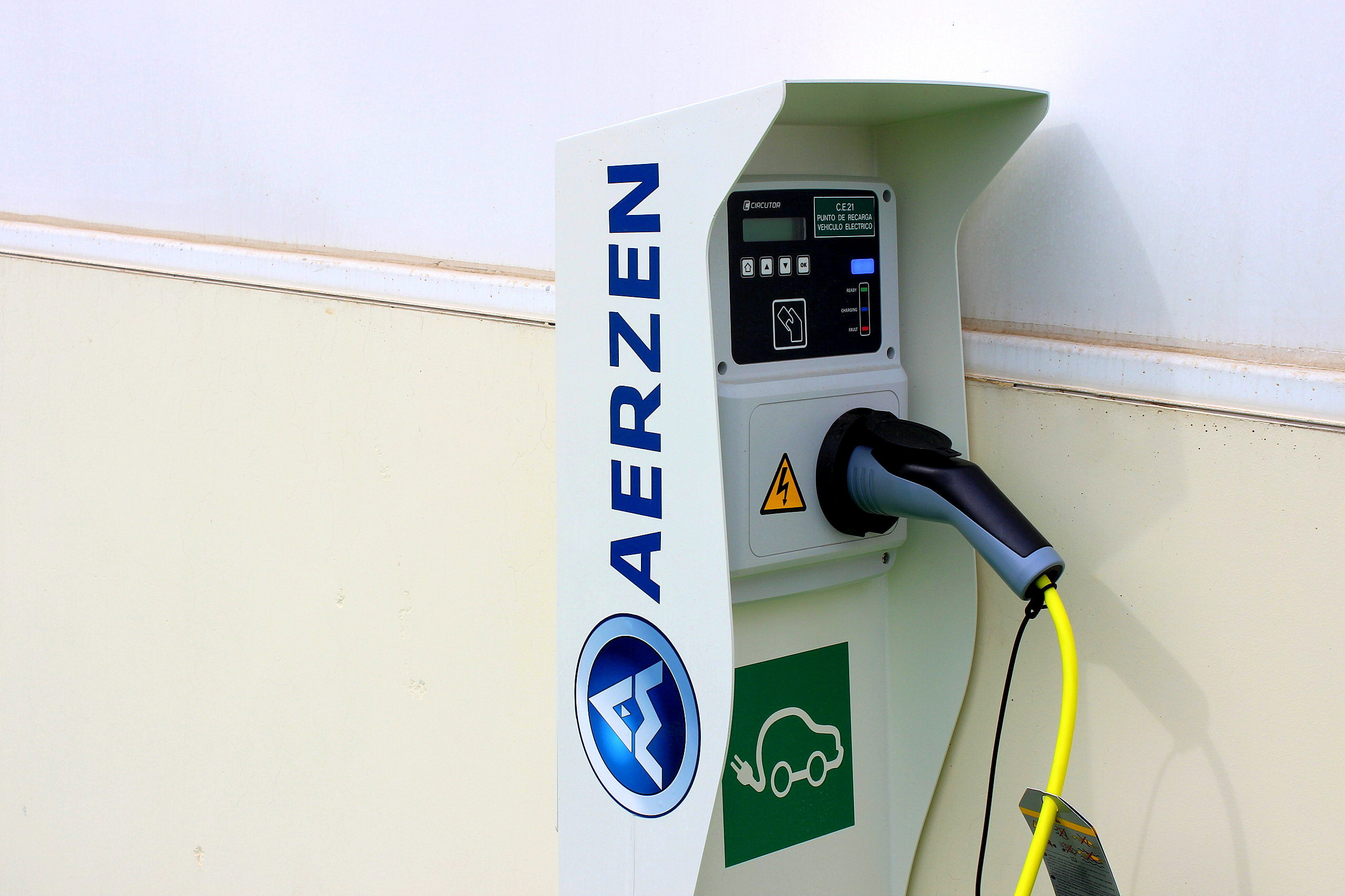 Coche eléctrico AERZEN Juan02